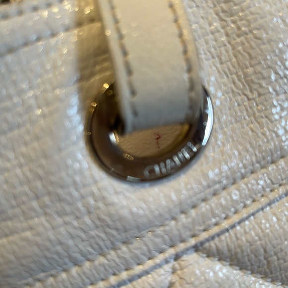 Chanel white tote 2008-2009 - Picture 8 of 16